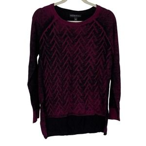 ROCK & REPUBLIC RED & BLACK LONG SLEEVE HI-LOW TOP SMALL